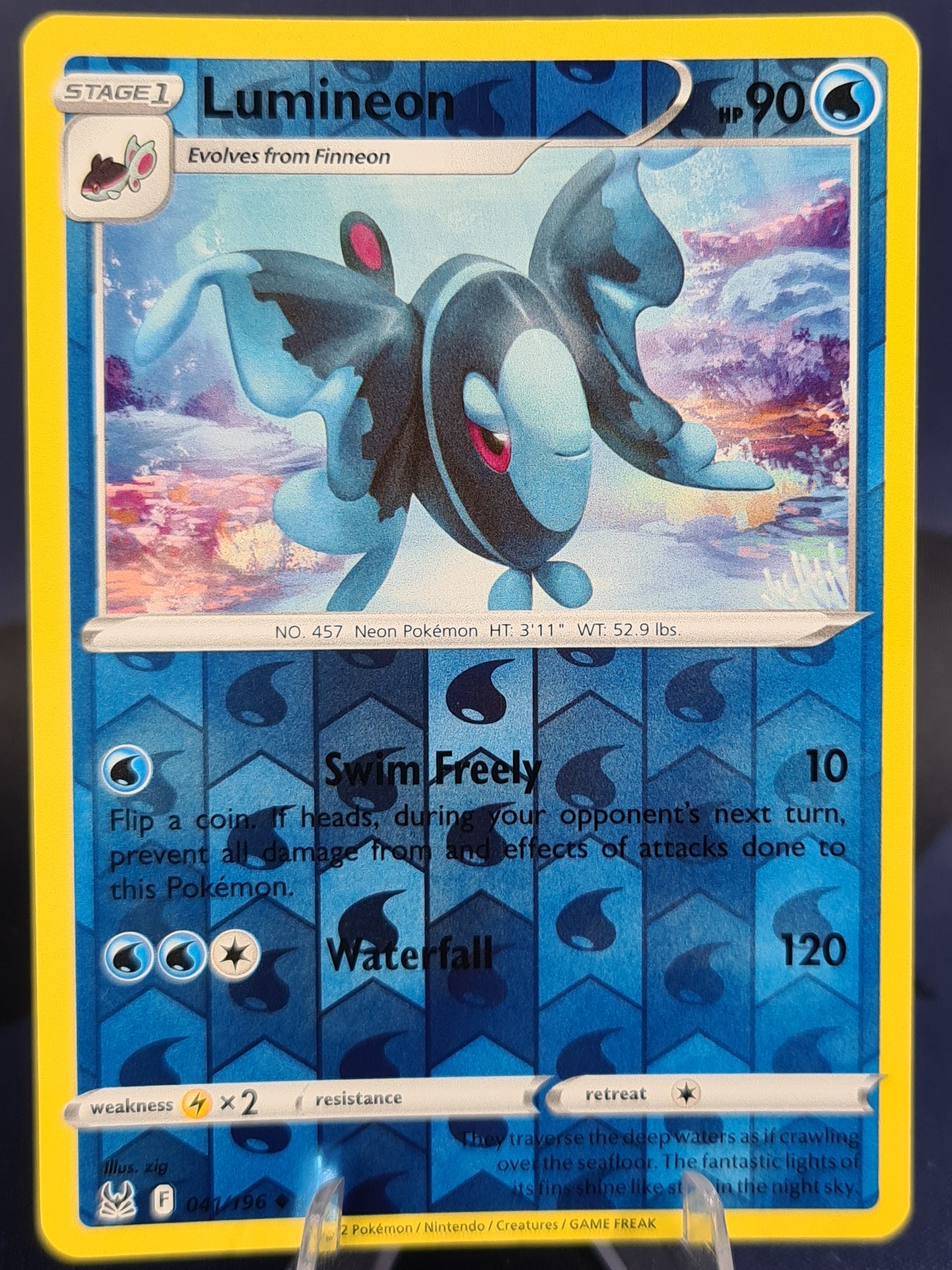 Lumineon 041/196 Lost Origin Reverse Holo