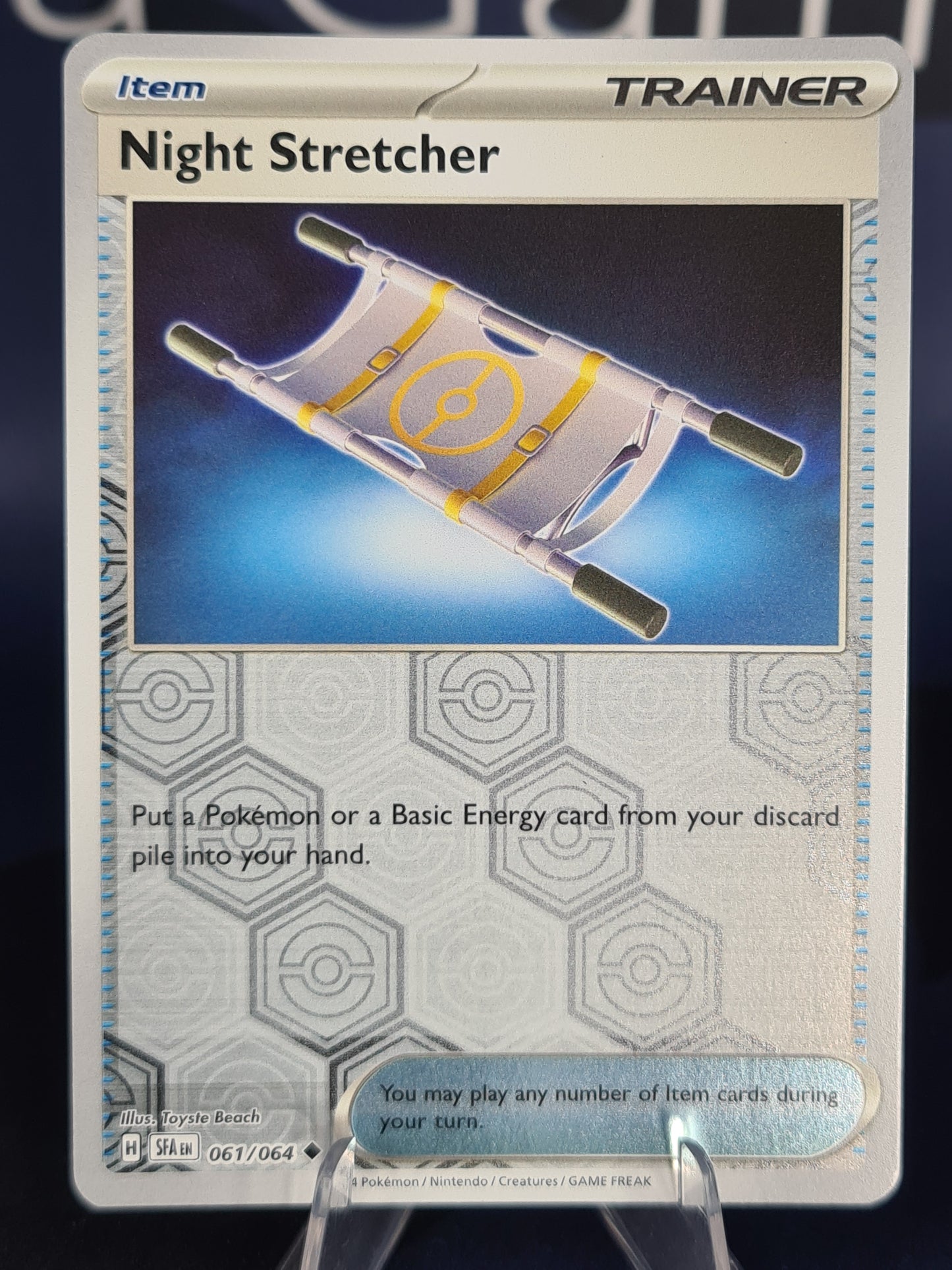 Night Stretcher 061/064 Shrouded Fable RH