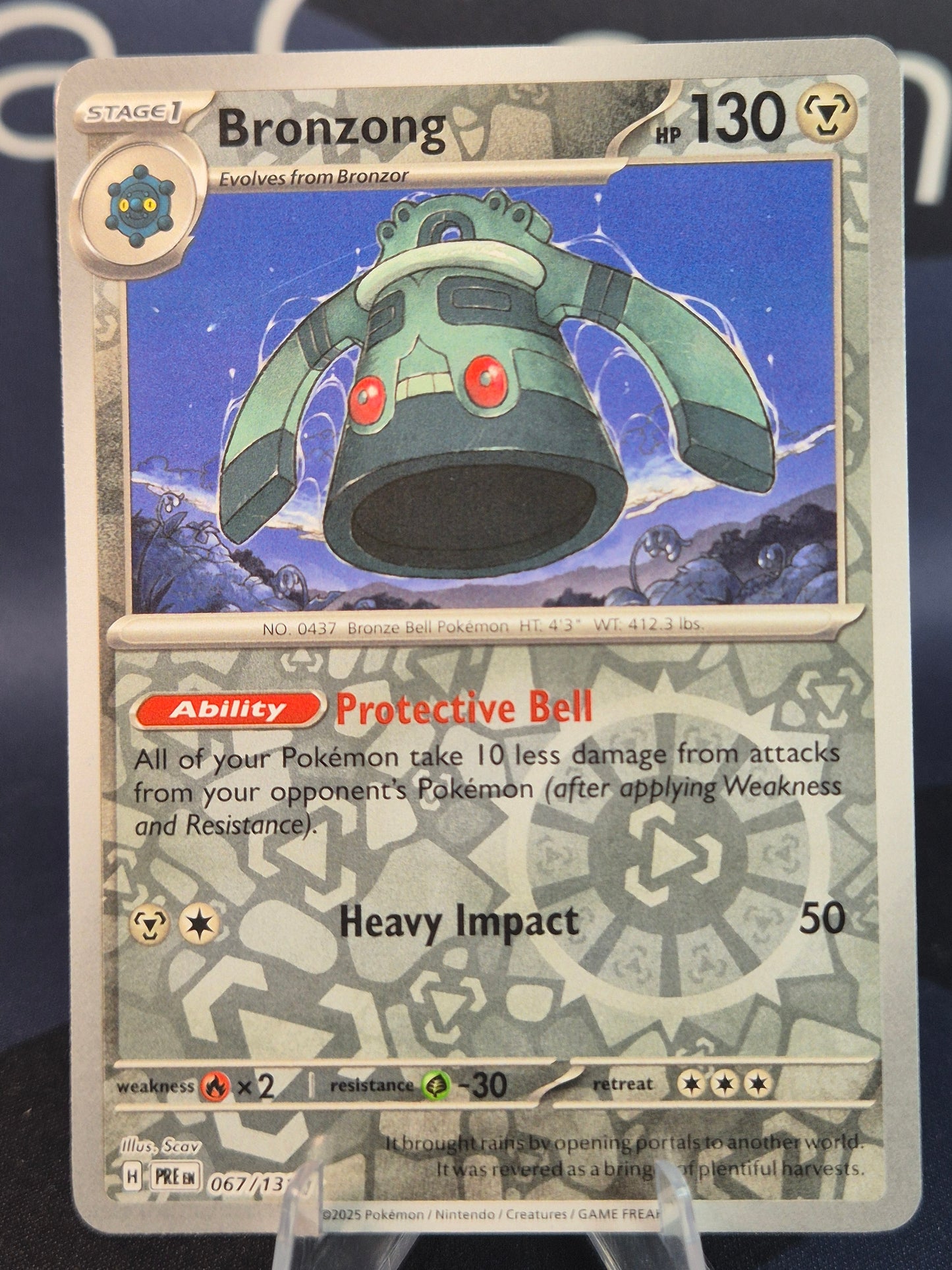 Bronzong 067/131 Prismatic Evolutions Reverse Holo