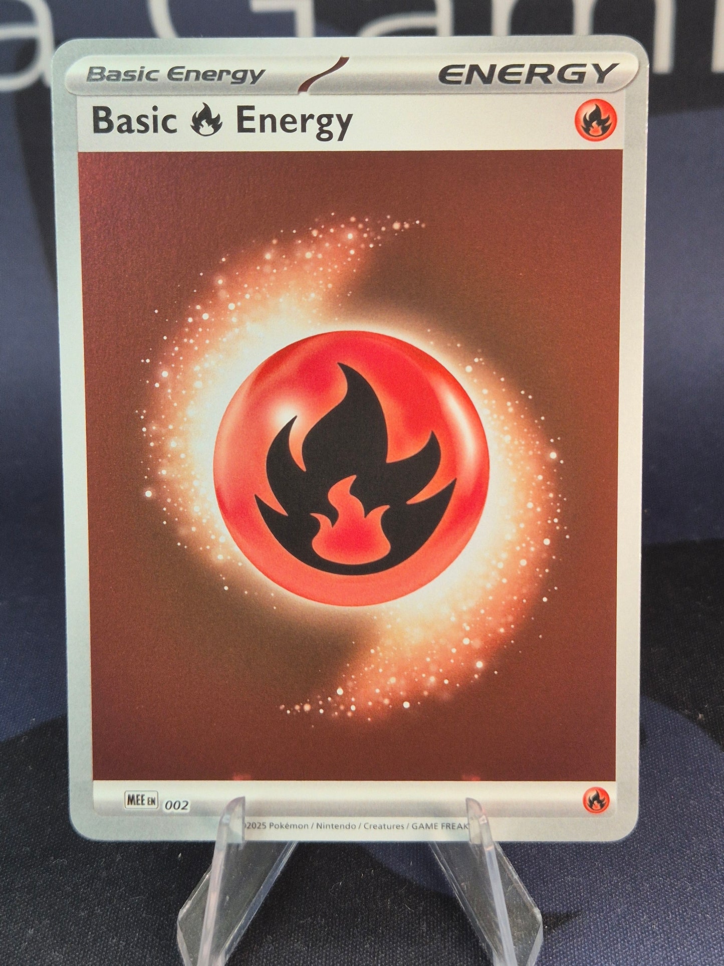 Basic Fire Energy MEE002 Holo