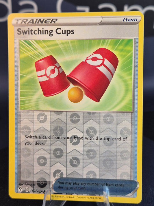 Switching Cups 162/203 Evolving Skies RH