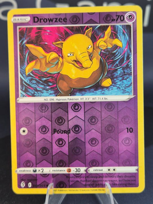 Drowzee 061/203 Evolving Skies RH