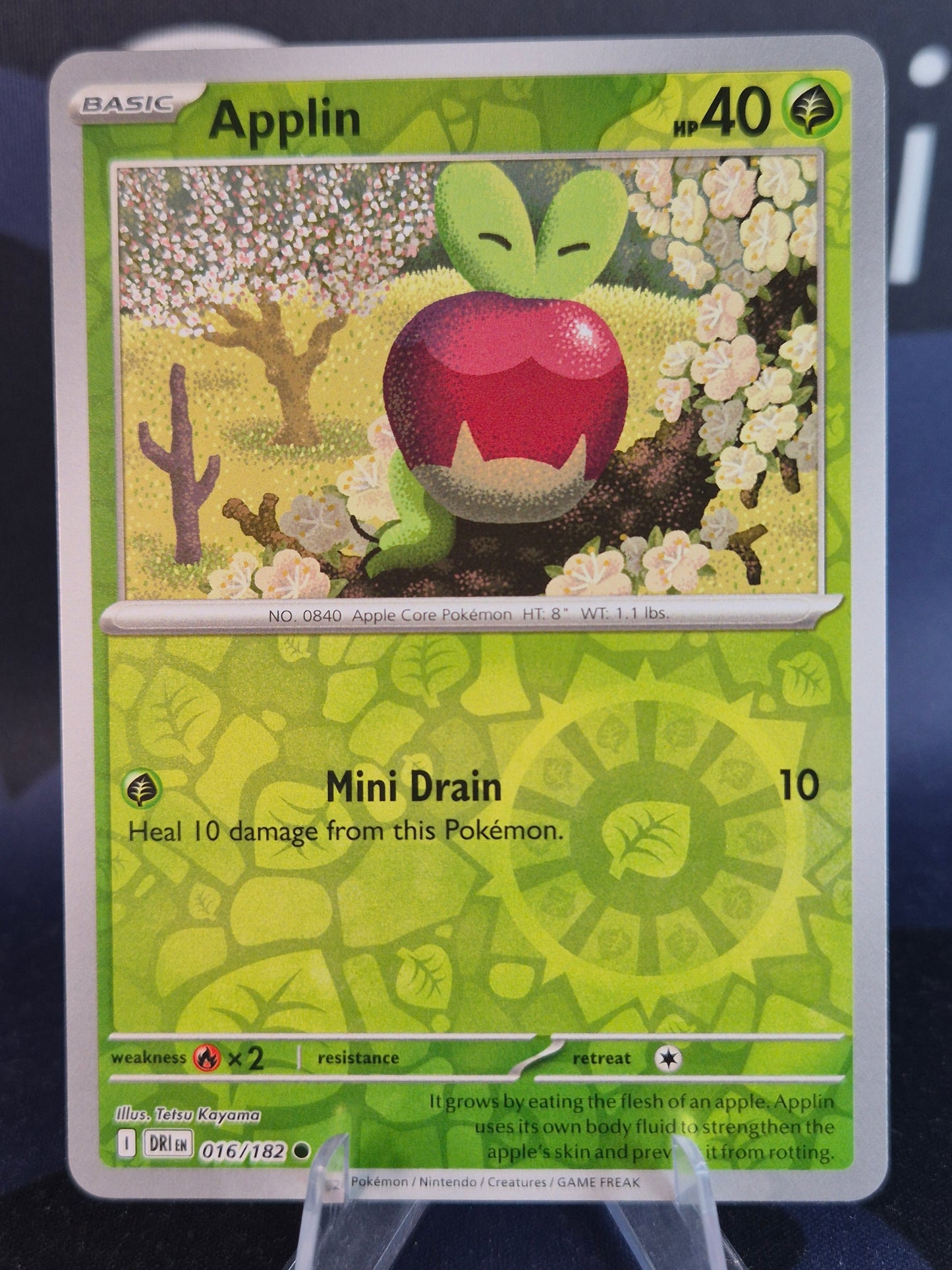 Applin 016/182 Destined Rivals RH