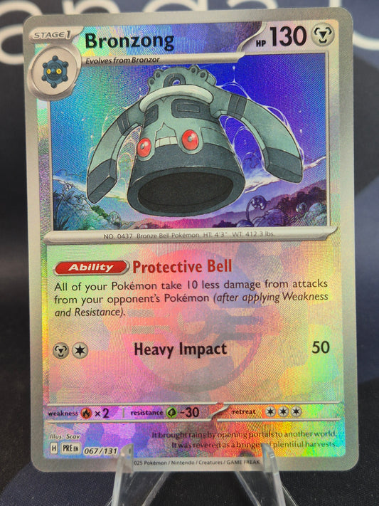 Bronzong 067/131 Prismatic Evolutions Pokeball Reverse Holo