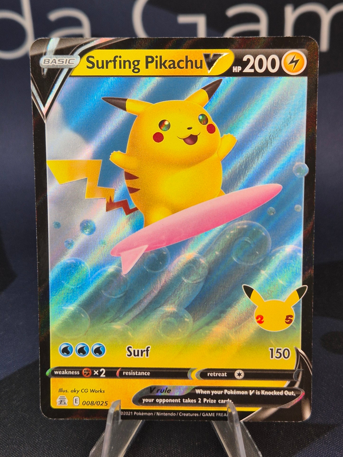 Surfing Pikachu V 008/025 Celebrations