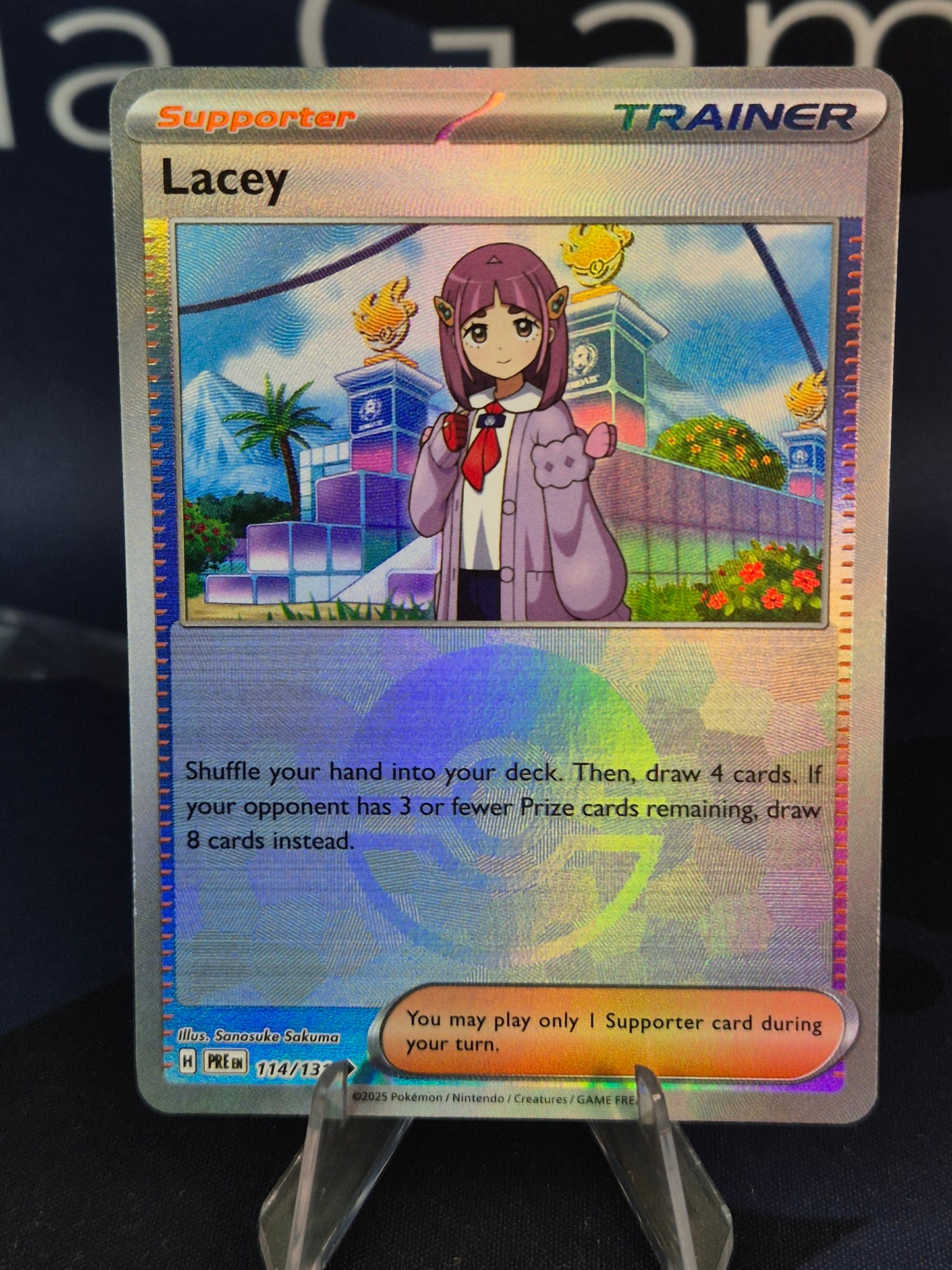 Lacey 114/131 Prismatic Evolutions Pokeball Reverse Holo