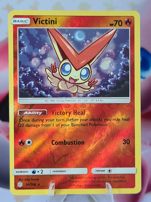 Victini 30/236 Cosmic Eclipse RH